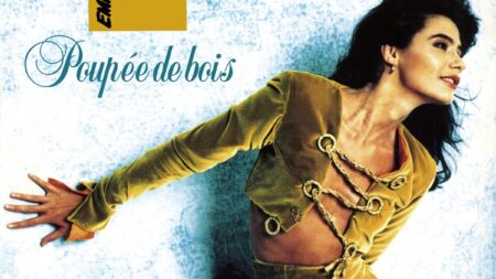 Emmanuelle - Poupée de bois